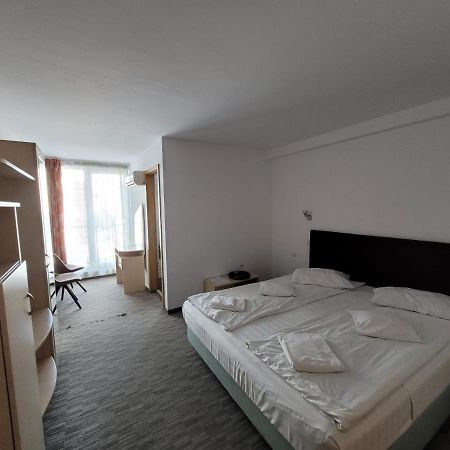 Hotel City Center Брашов Экстерьер фото